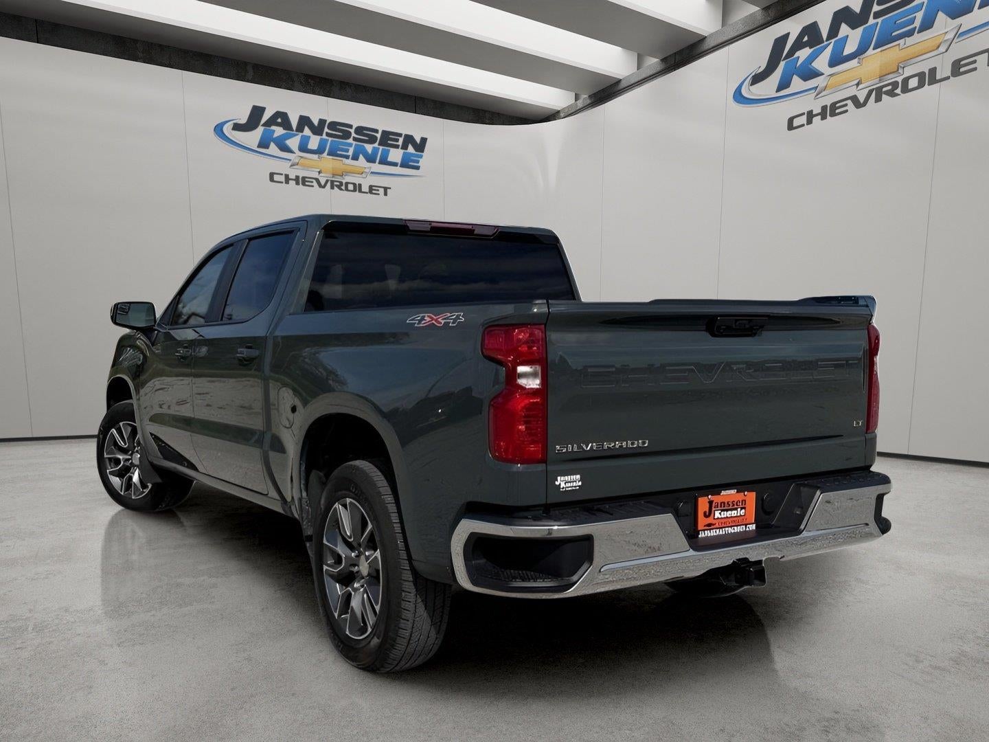 2025 Chevrolet Silverado 1500 LT