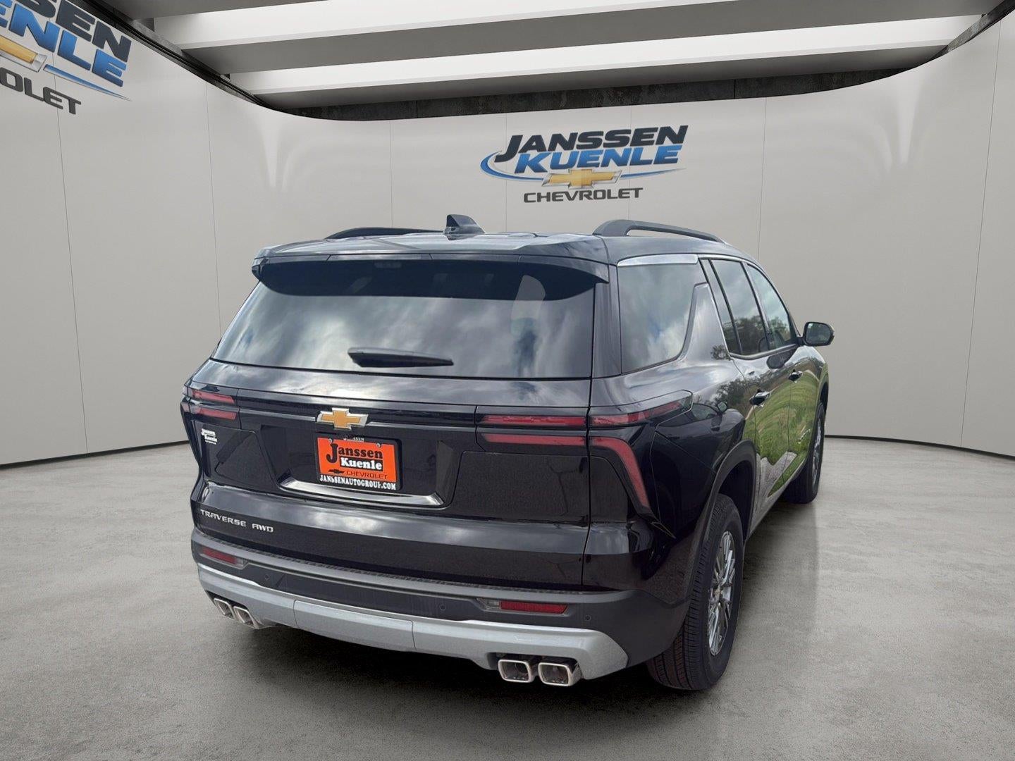 2026 Chevrolet Traverse AWD LT