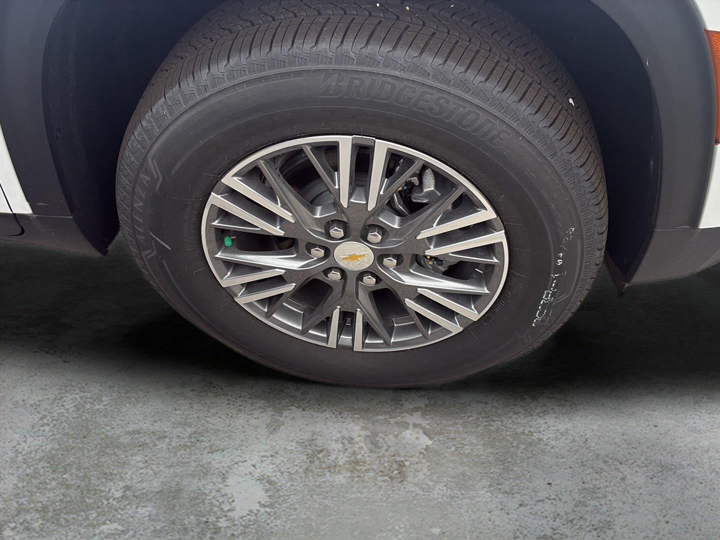 2026 Chevrolet Traverse AWD LT