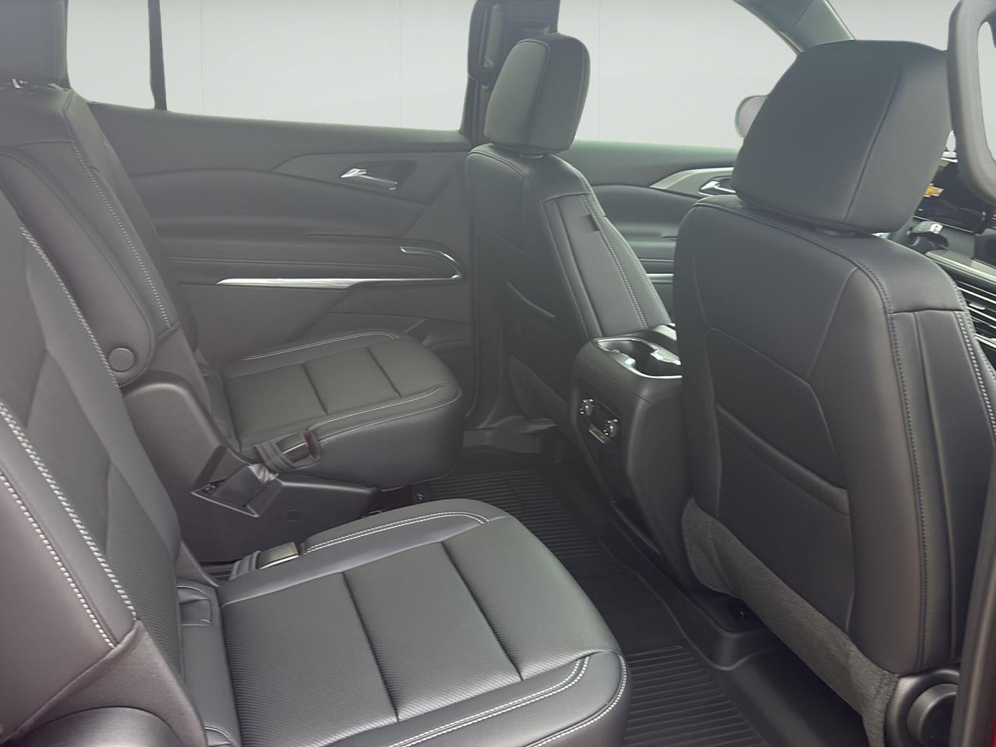 2026 Chevrolet Traverse AWD LT