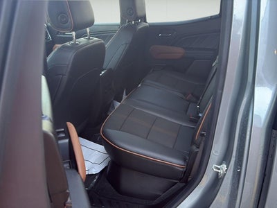 2025 GMC Canyon 4WD AT4