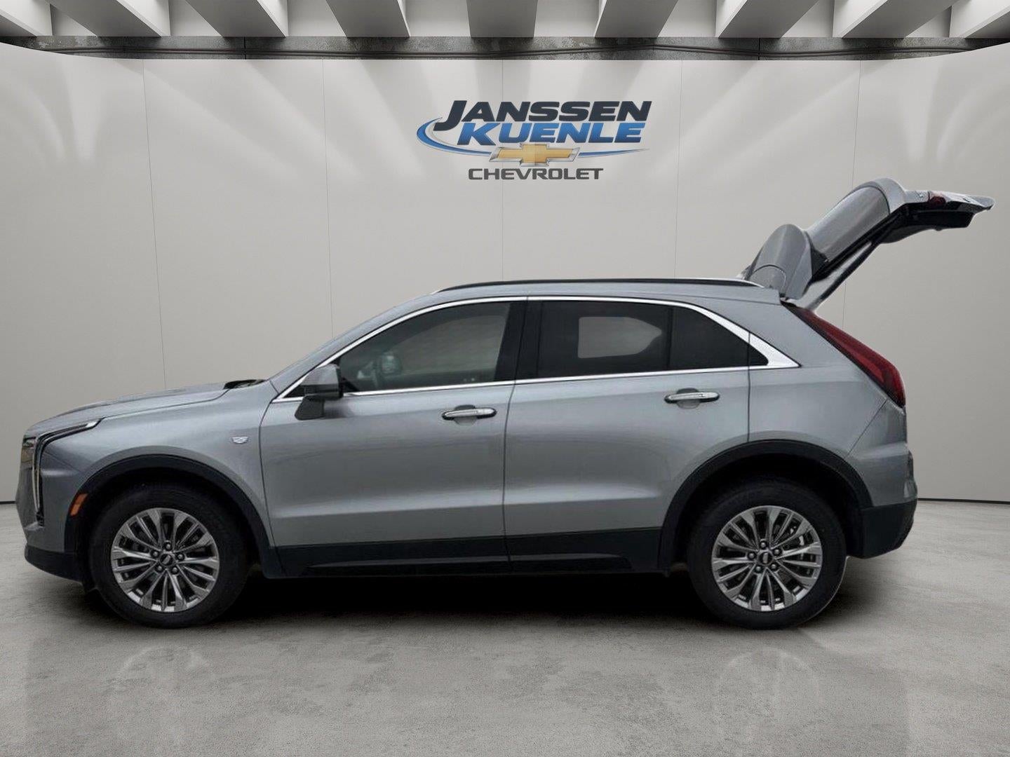 2024 Cadillac XT4 AWD Premium Luxury