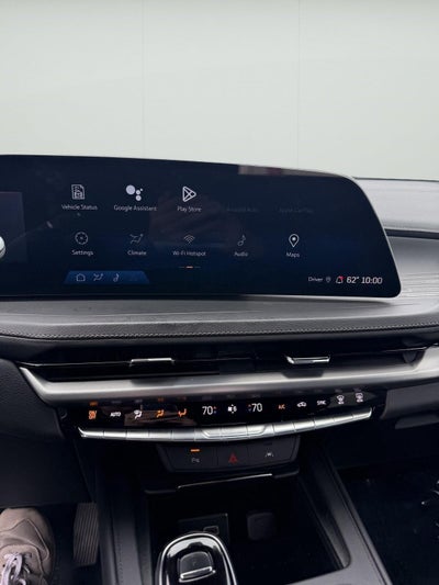 2024 Cadillac XT4 AWD Premium Luxury