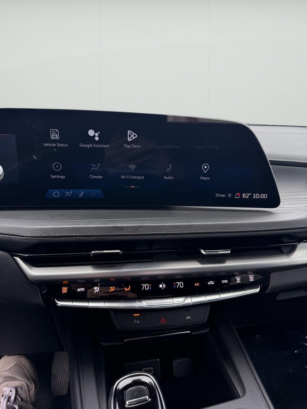 2024 Cadillac XT4 AWD Premium Luxury
