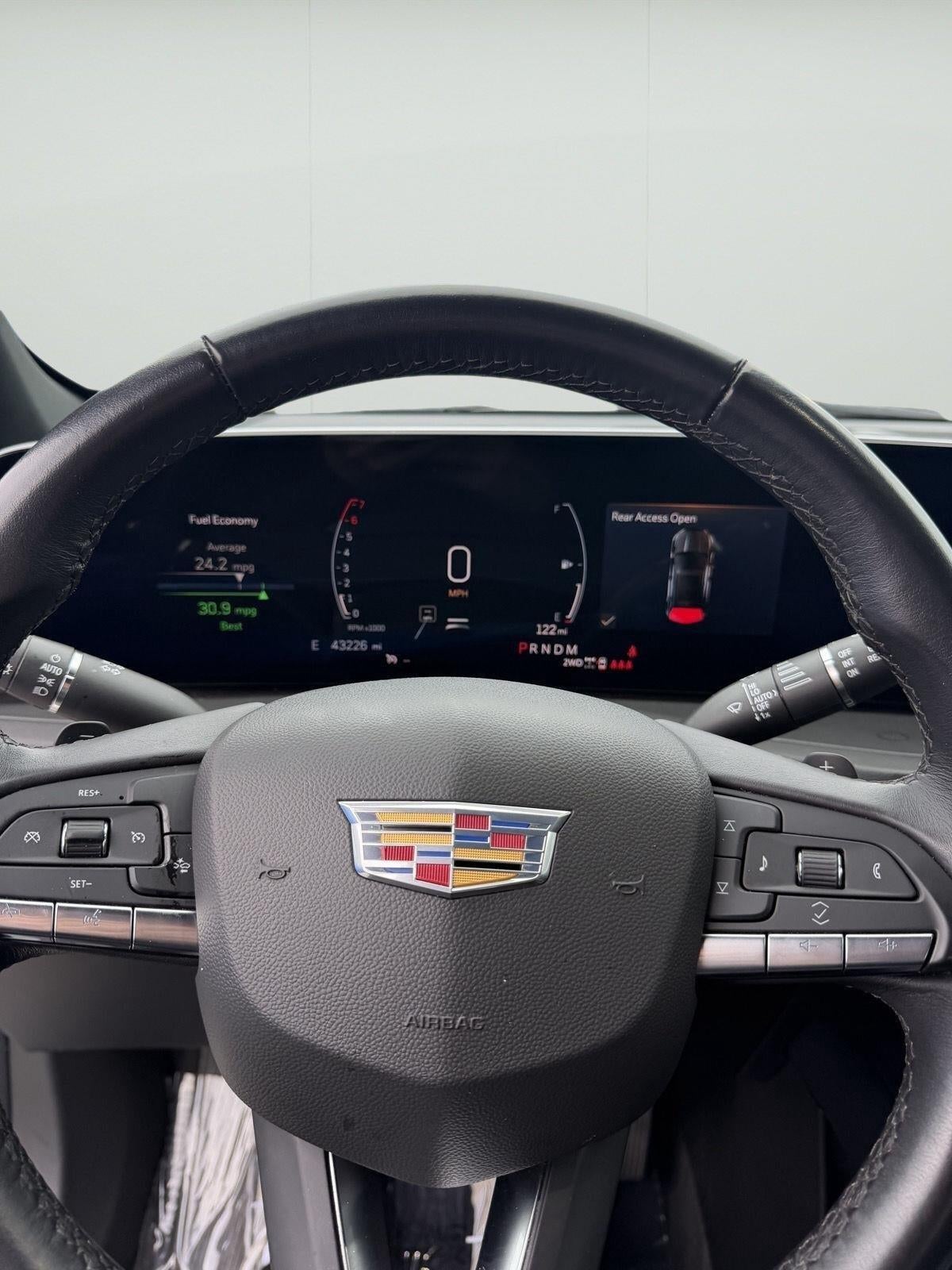 2024 Cadillac XT4 AWD Premium Luxury