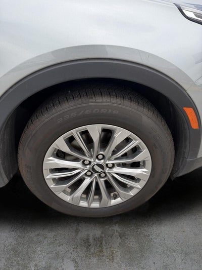 2024 Cadillac XT4 AWD Premium Luxury