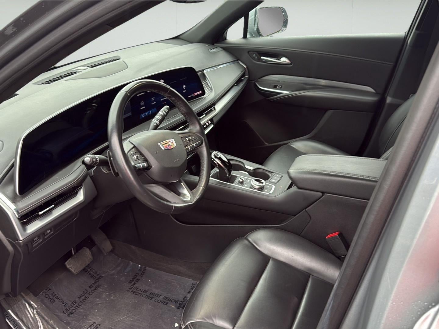 2024 Cadillac XT4 AWD Premium Luxury