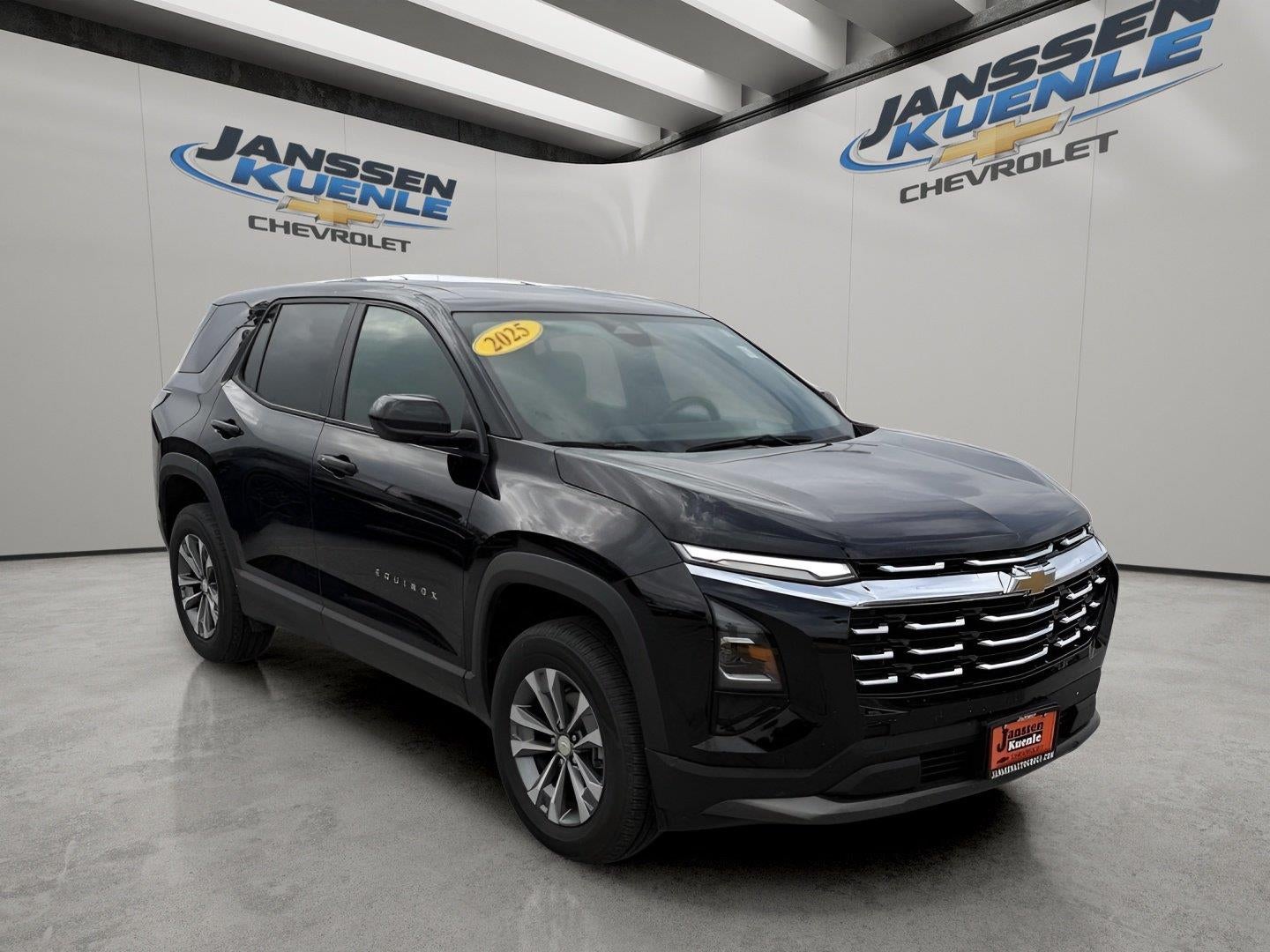 2025 Chevrolet Equinox FWD LT