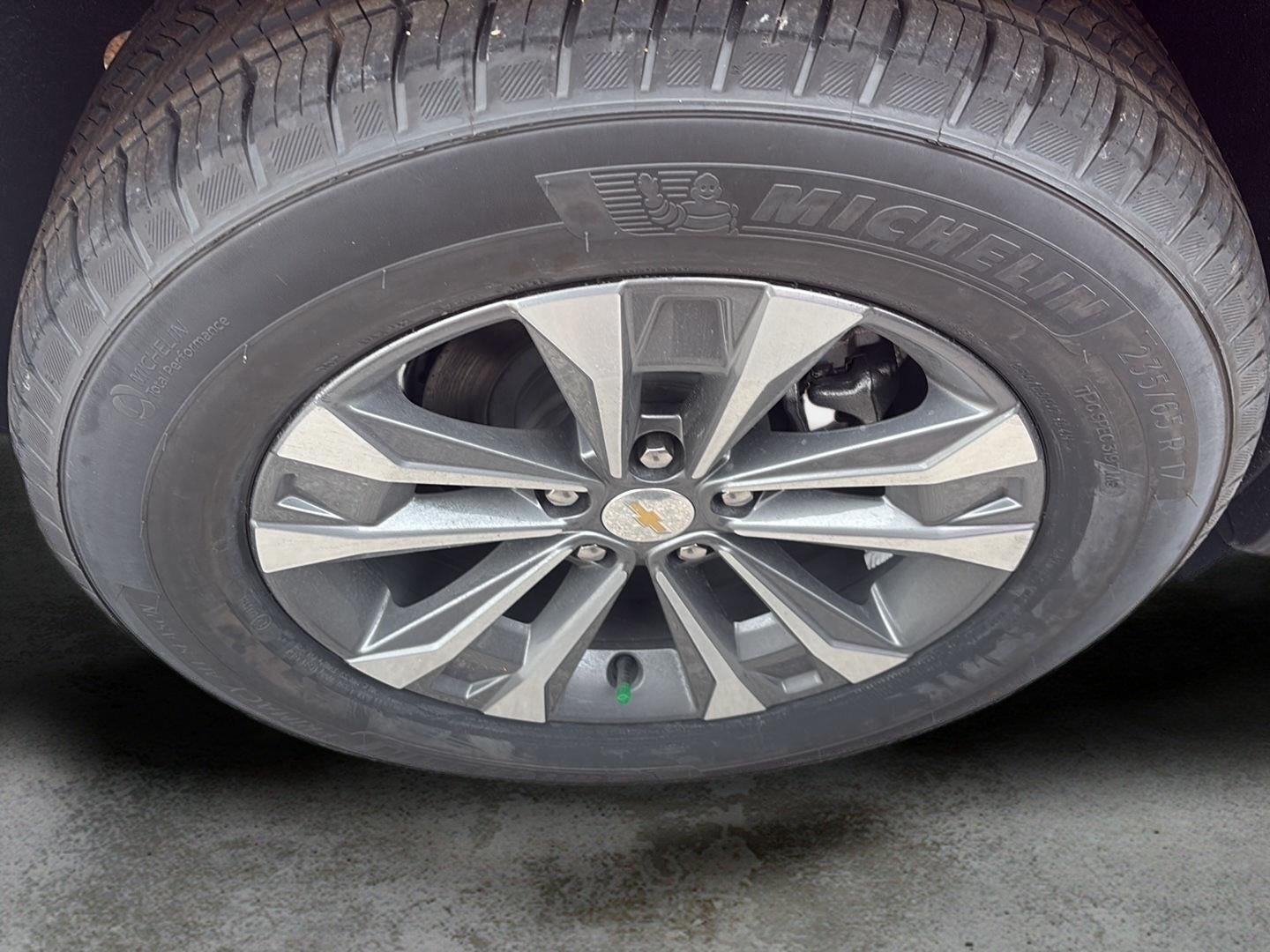 2027 Chevrolet Equinox AWD LT