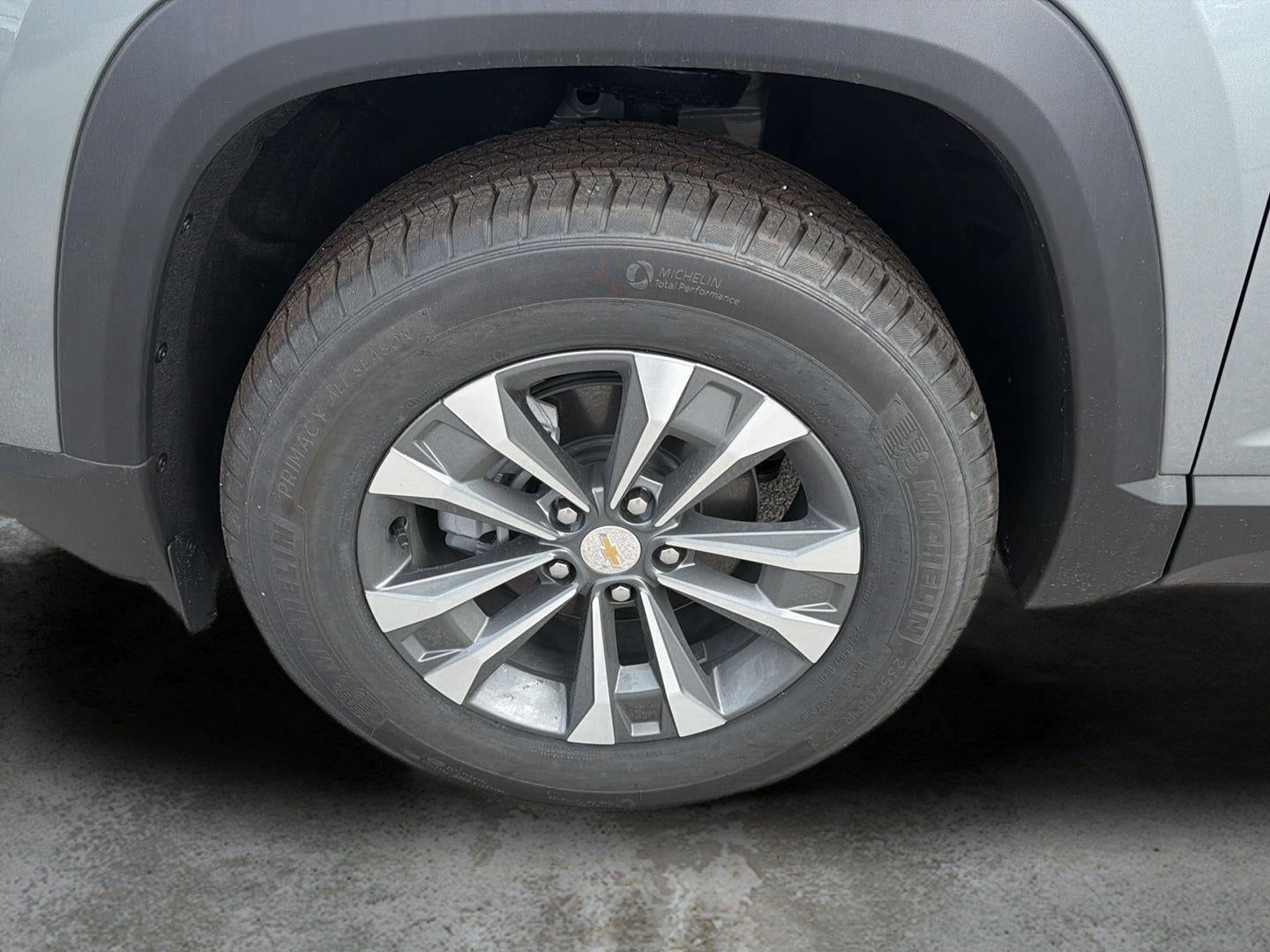2027 Chevrolet Equinox AWD LT