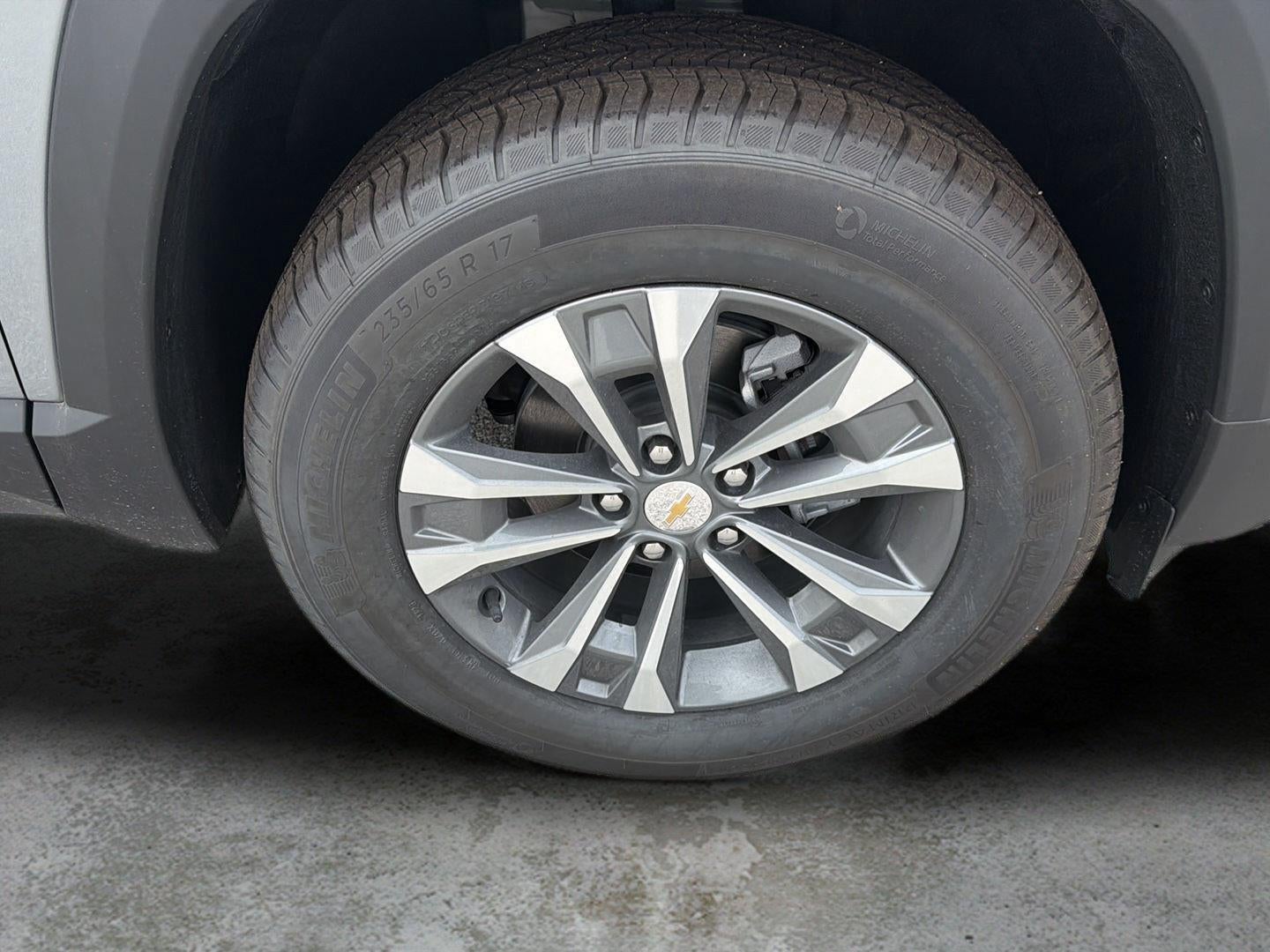 2027 Chevrolet Equinox AWD LT