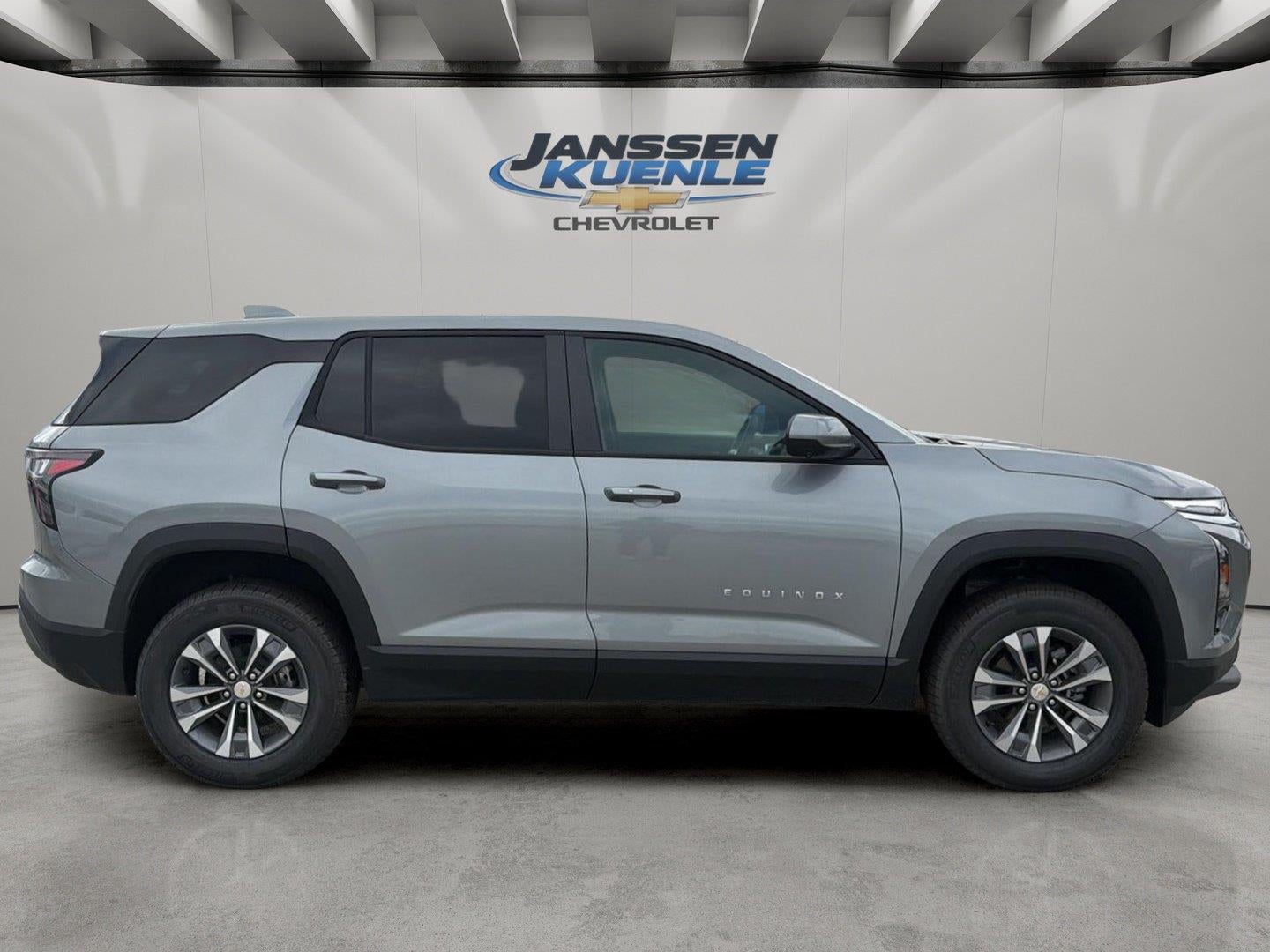 2027 Chevrolet Equinox AWD LT